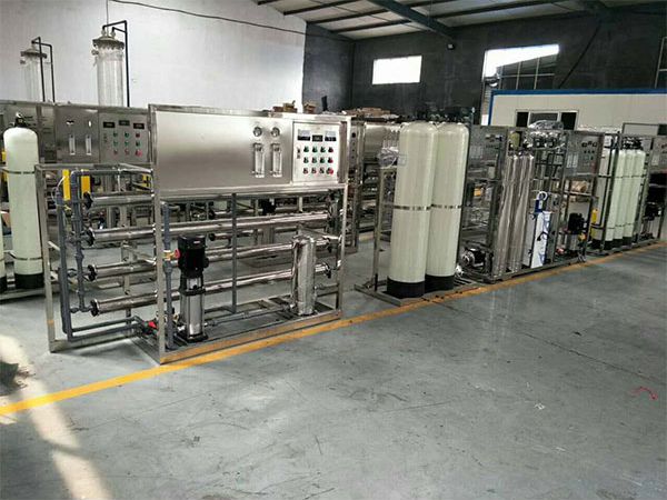 反（fǎn）滲透水處理機組